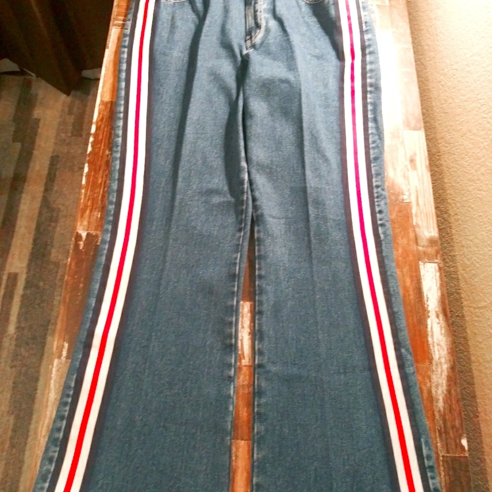 These very Cute Jeans